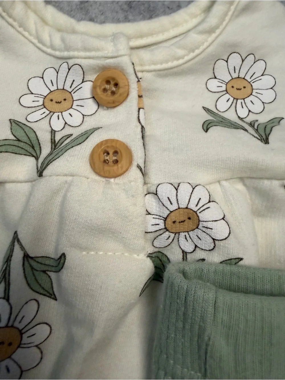 Kit + Pearl 2pc Daisy set 3mo